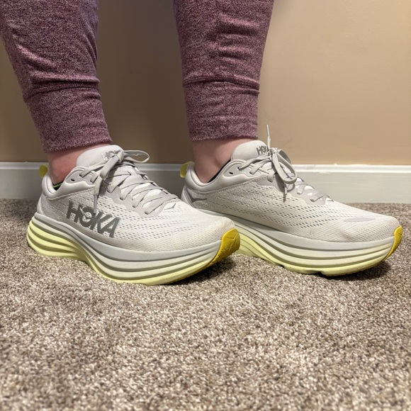 HOKA Women's Bondi 8 Running Shoes - Picture 1 of 16